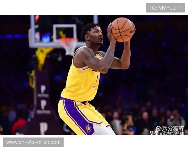 37岁湖人内线老将爆发，狂揽16分16篮板，急需回归